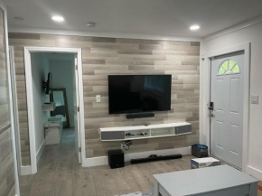 Cozy newly renovated near FLL airport